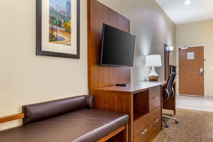Room 9 of 31