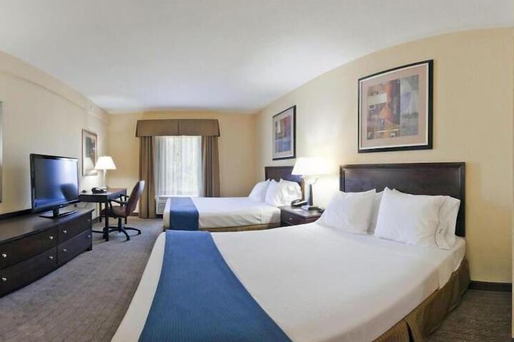 Room 20 of 51