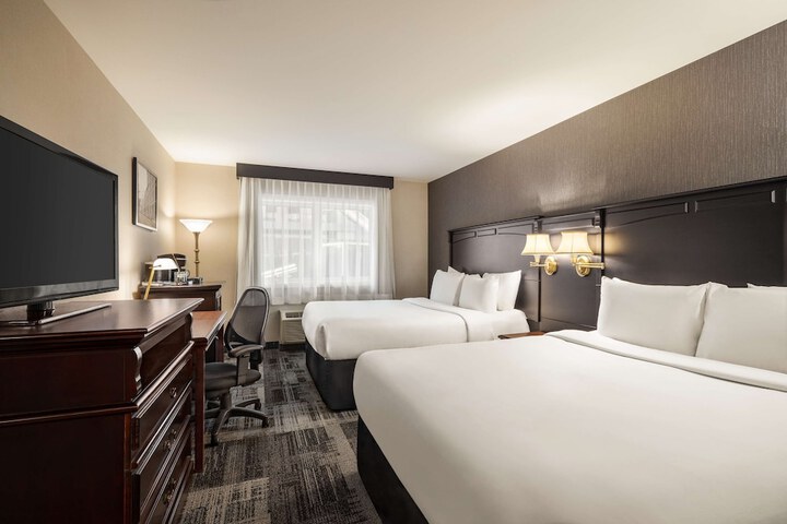 Room 17 of 26