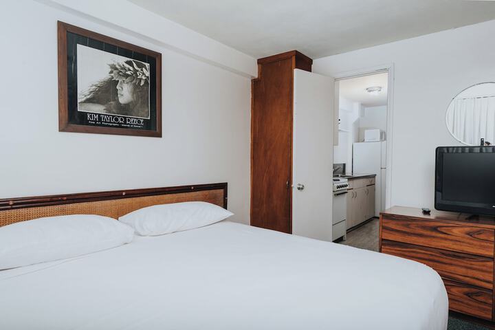 Room 74 of 90
