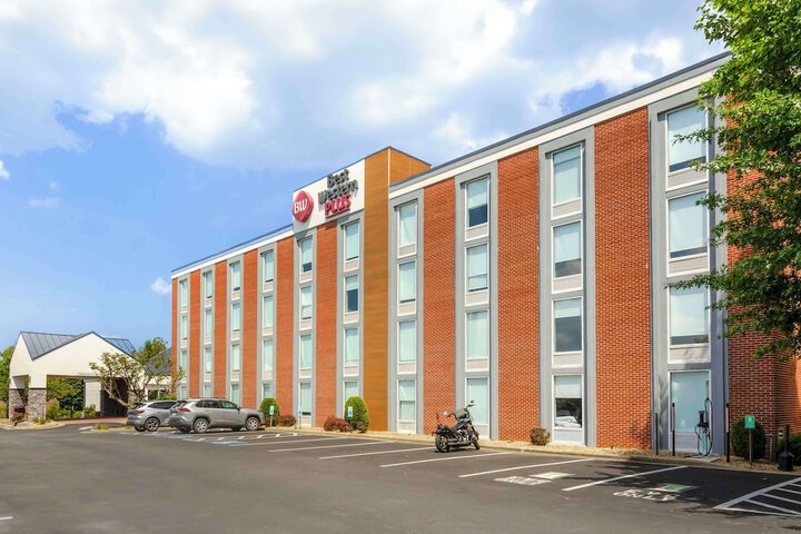 Best Western Plus Beckley Inn
