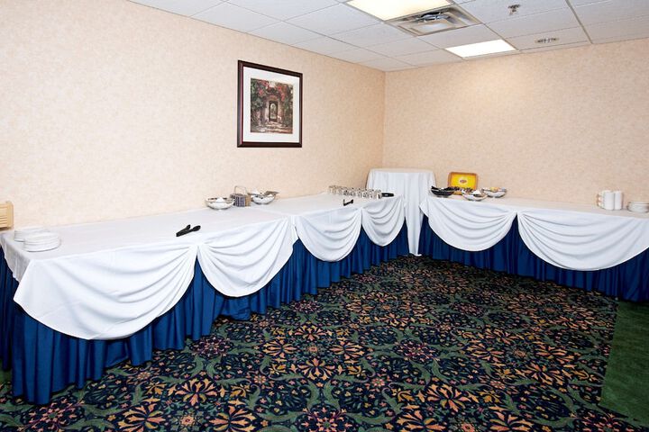Hampton Inn by Hilton Ottawa