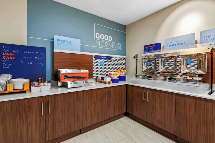 Holiday Inn Express Hotel & Suites Council Bluffs - Convention Center by IHG