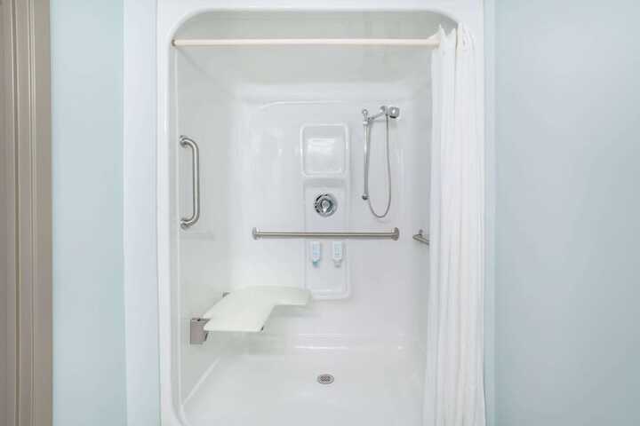 Super 8 by Wyndham Truro NS