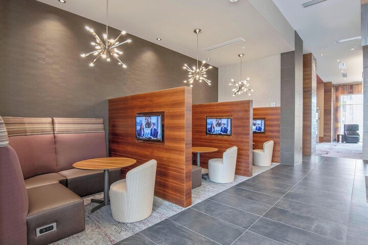 Courtyard by Marriott Raleigh Cary / Parkside Town Commons