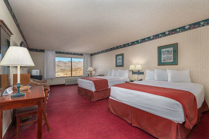 Room 26 of 33