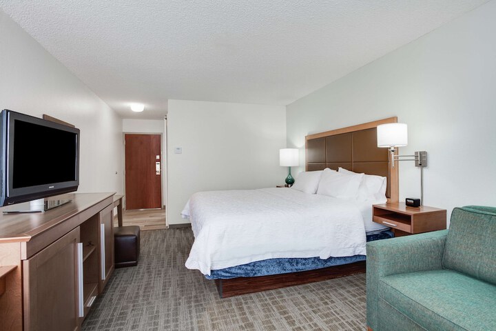 Room 13 of 34