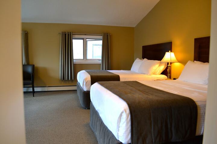 Room 4 of 10