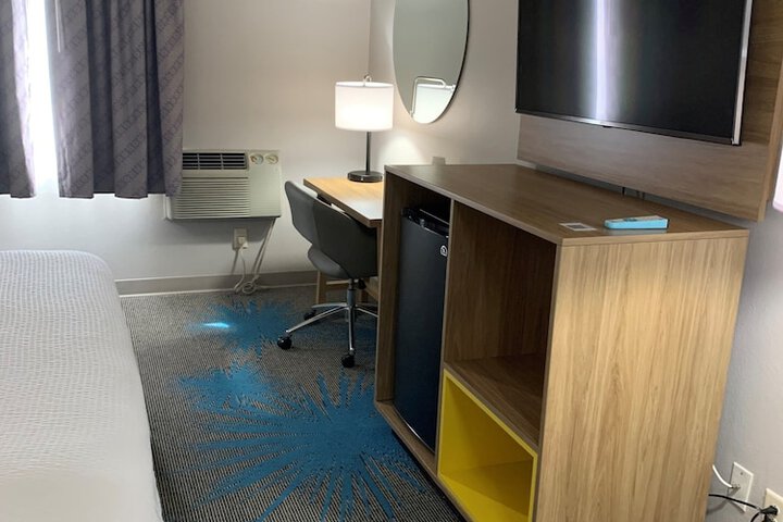 Days Inn by Wyndham Custer