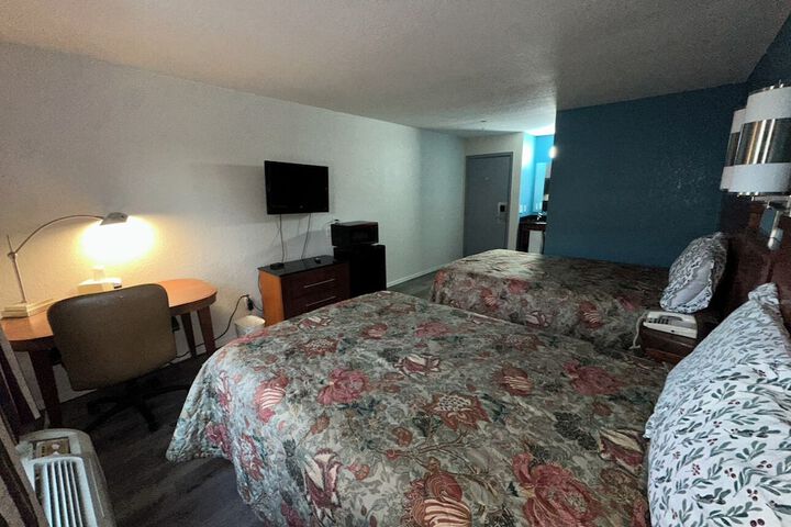 Room 20 of 32