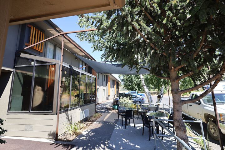 Days Inn and Suites by Wyndham Downtown Missoula-University