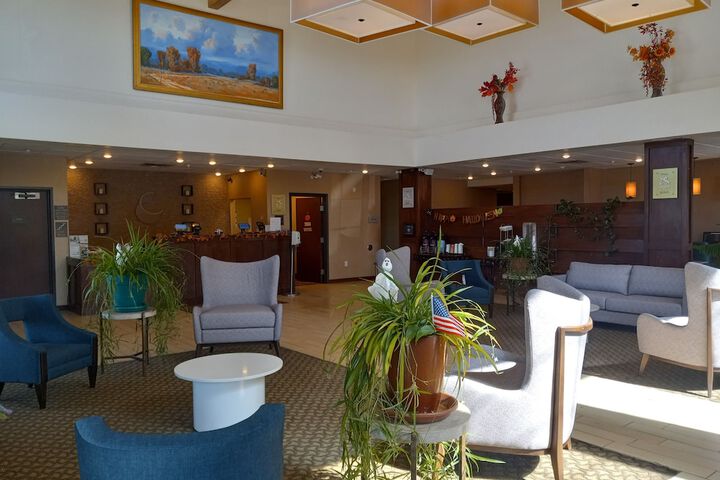 Comfort Suites Farmington