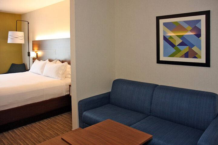 Room 19 of 69