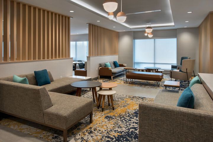 Hotel Interior 7 of 28