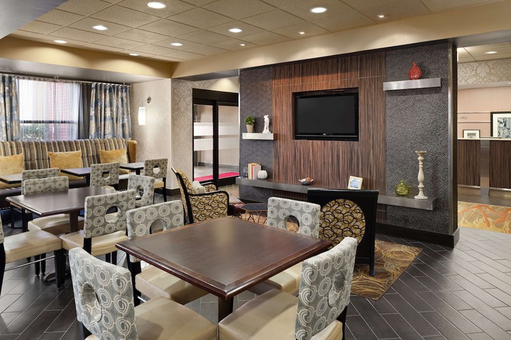 Hotel Interior 10 of 32