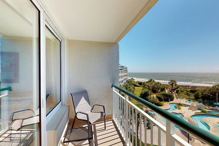 Litchfield Beach & Golf Resort