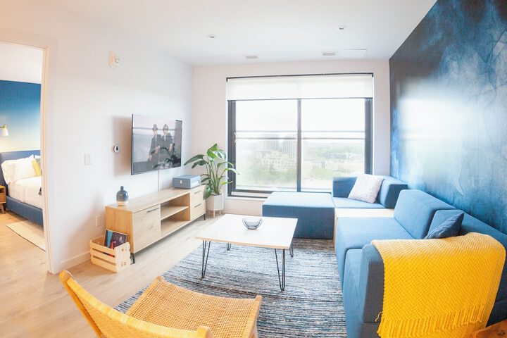 Room 10 of 36
