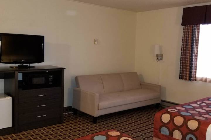 Room 27 of 59