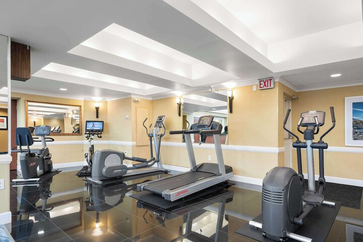 Best Western Plus Columbia River Hotel