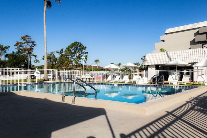 Pool 5 of 65