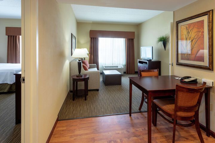 Room 32 of 50
