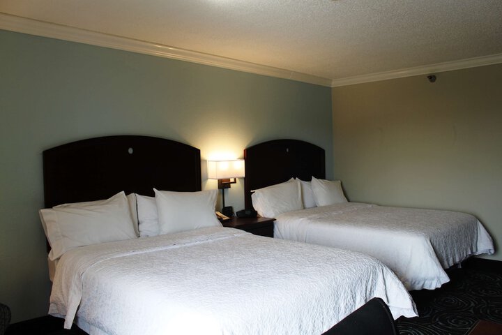Room 17 of 36