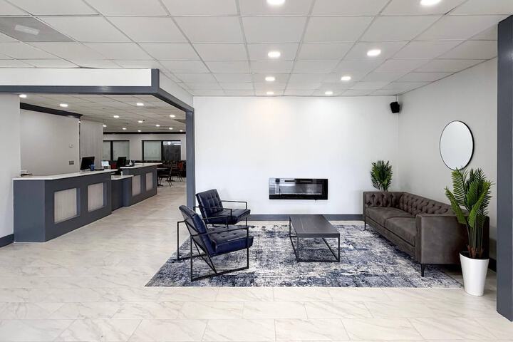 Clarion Greenville Airport Inn