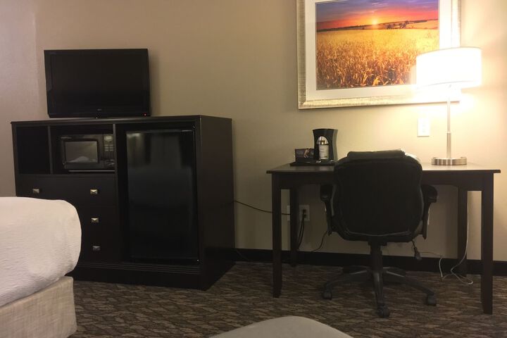 Room 25 of 41