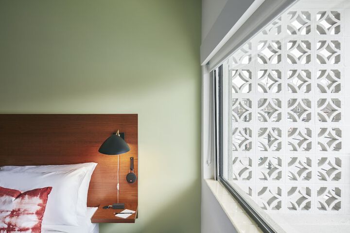 Room 5 of 21