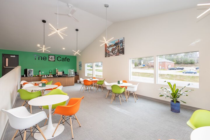 Cedar Motor Inn