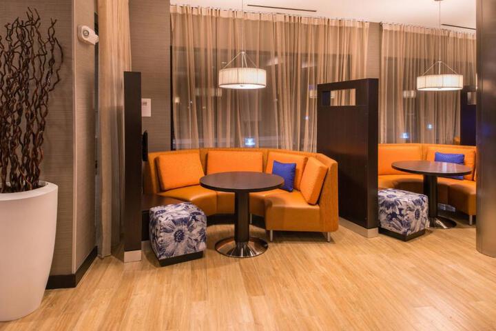 Courtyard by Marriott Jacksonville