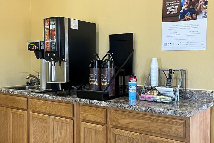 Breakfast/Coffee Service 16 of 16