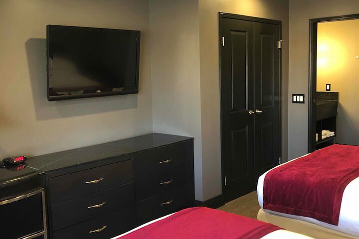 Room 19 of 36