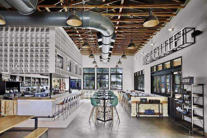Cavalry Court by Valencia Hotel Collection