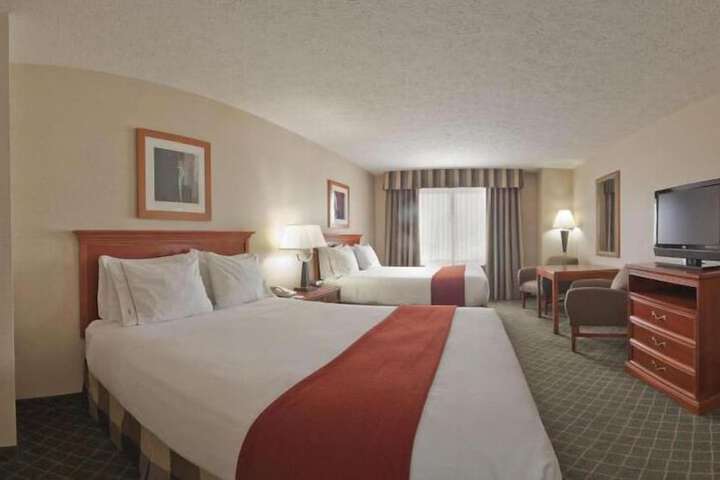 Holiday Inn Express & Suites Kent - University Area by IHG