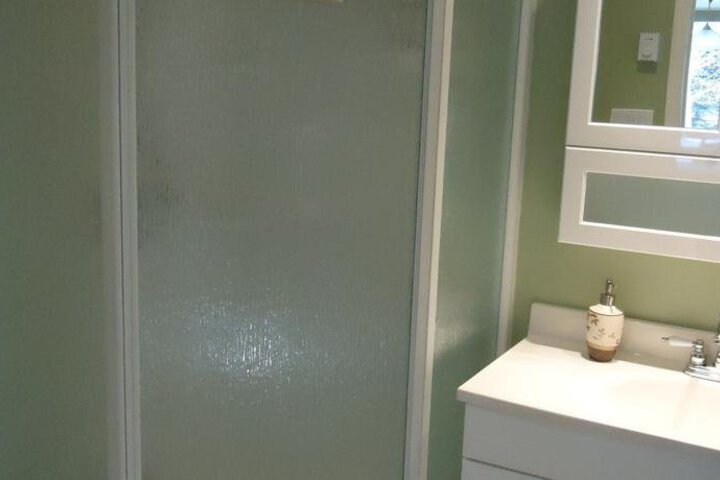 LITTLE ISLAND LAKE GUEST SUITE