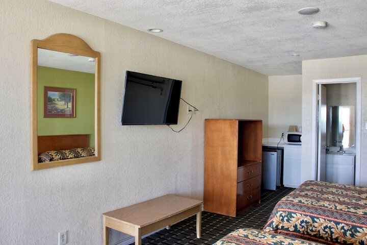 Room 22 of 27