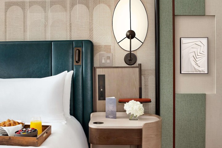 Sofitel Montreal Golden Mile