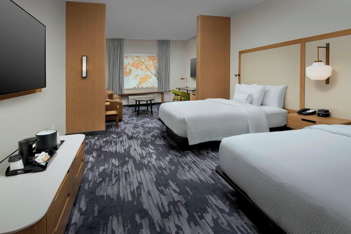 Room 17 of 27