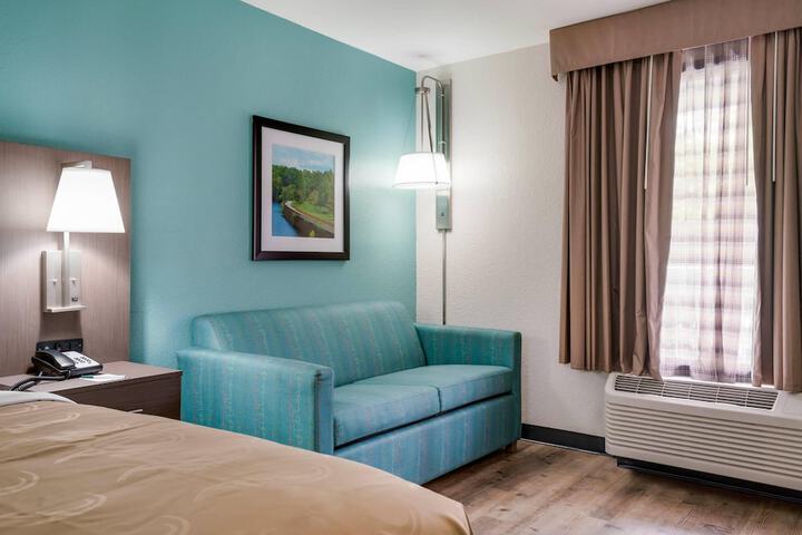 Quality Inn Greenville near University