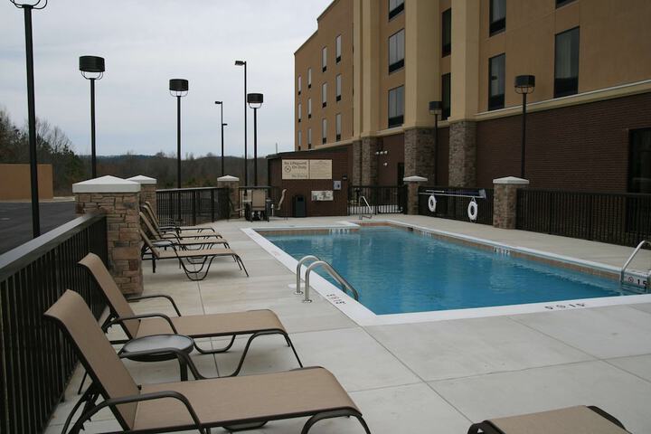 Pool 5 of 30