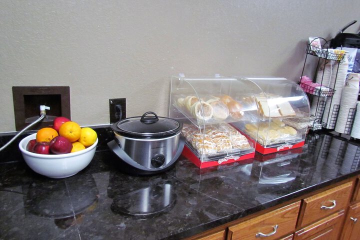 Breakfast/Coffee Service 63 of 75