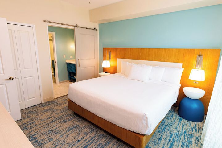 Room 42 of 59