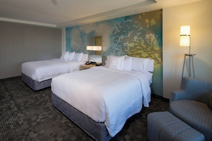 Room 19 of 37