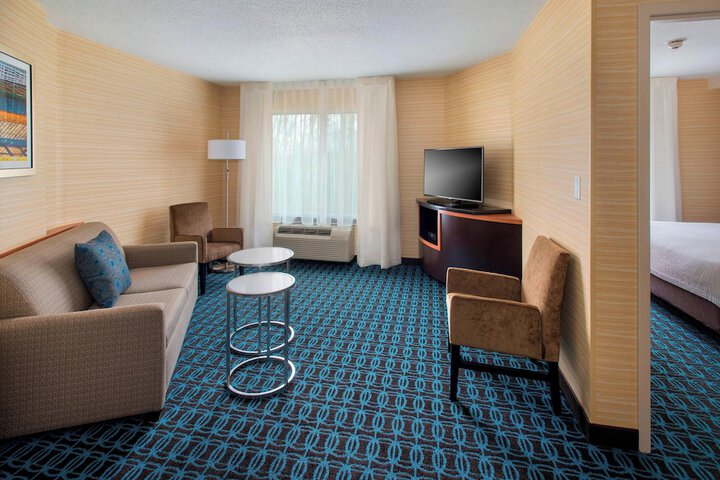 Room 15 of 22