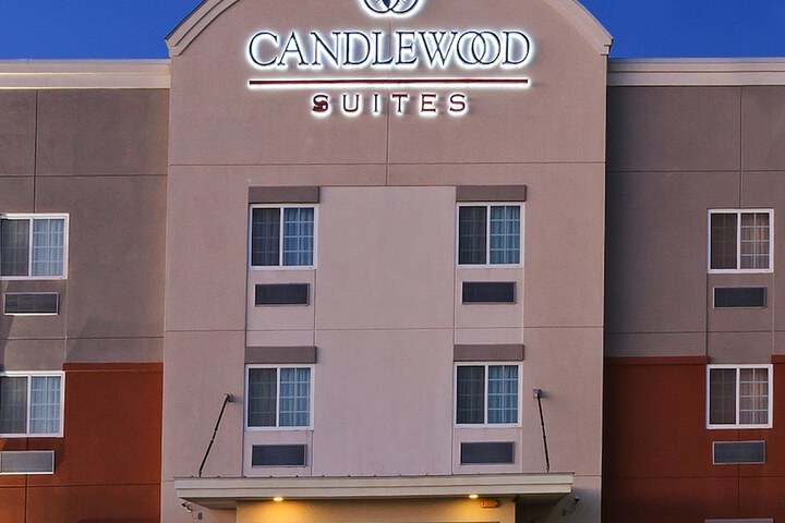 Candlewood Suites Pearland by IHG