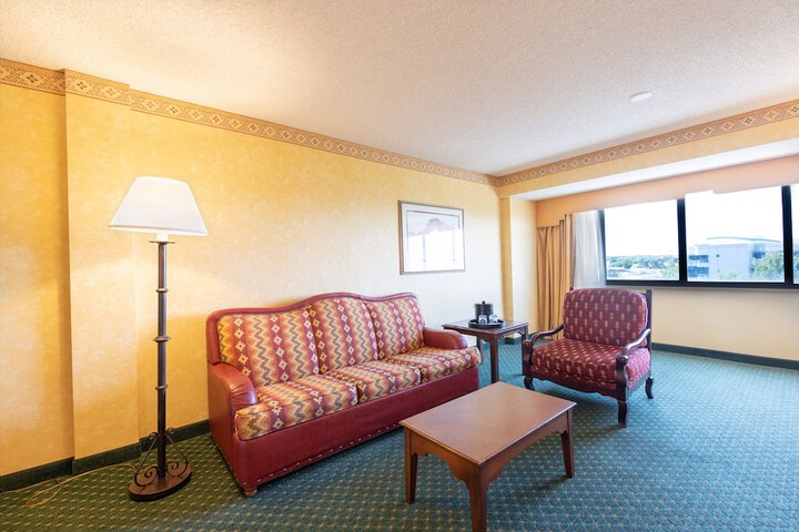 Room 14 of 31