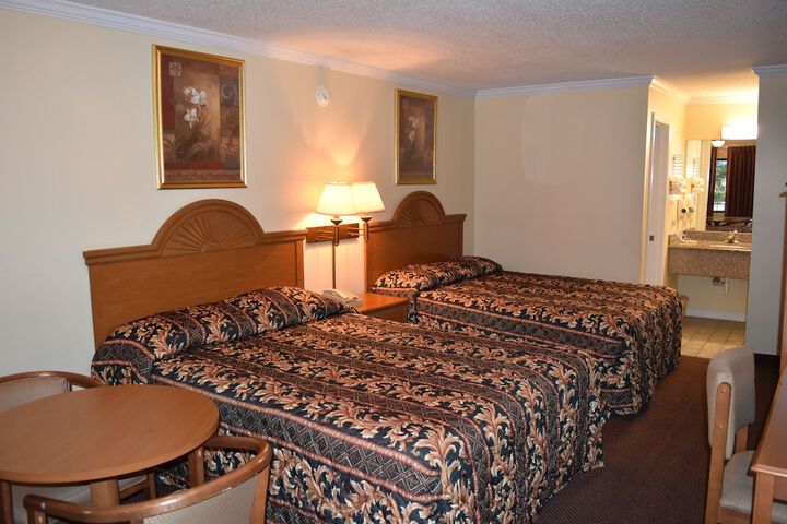 Room 16 of 27