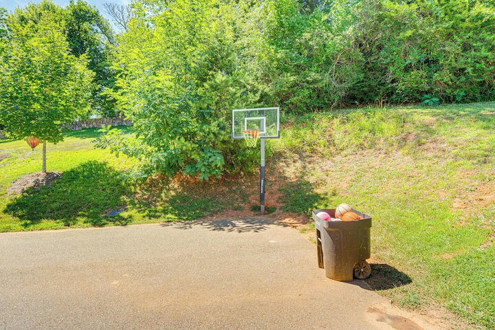 Candler Home w / Porch & Backyard: Near Asheville!