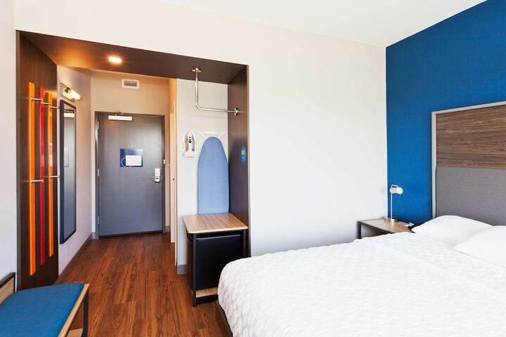 Room 22 of 45